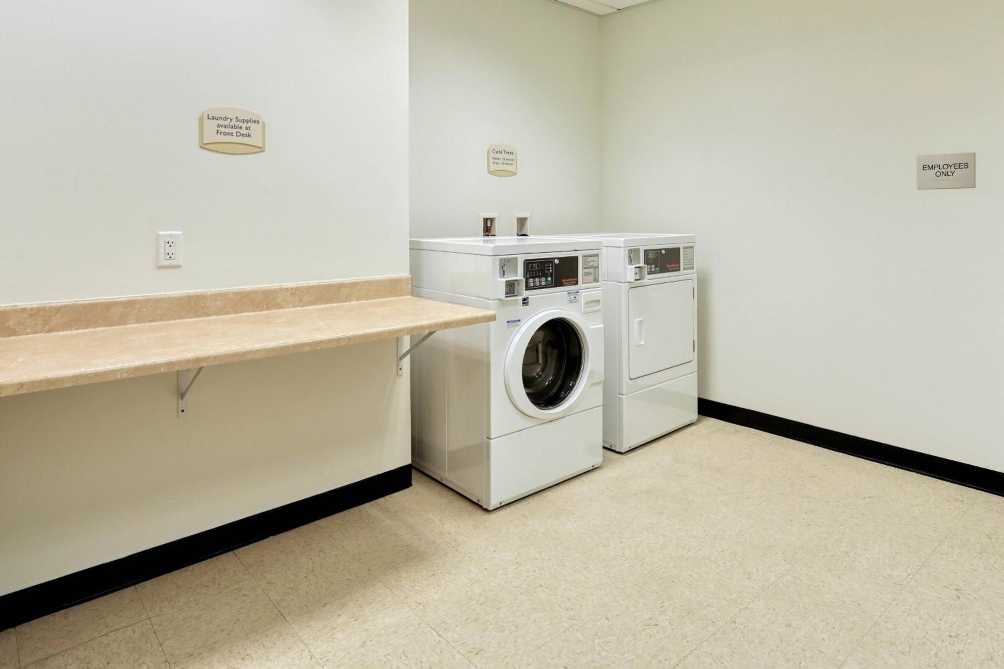 Fairfield & By Marriott Harrisburg West/new Cumberland Hotel New Cumberland