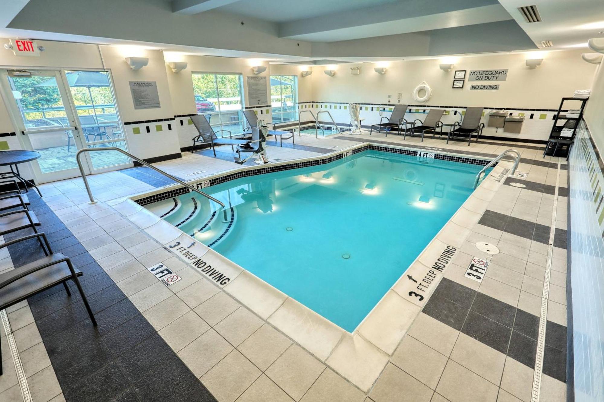 Fairfield & By Marriott Harrisburg West/new Cumberland 3*